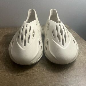 Yeezy Foam runners Ararat